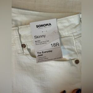 Sonoma White Skinny Jeans from Kohls 18R